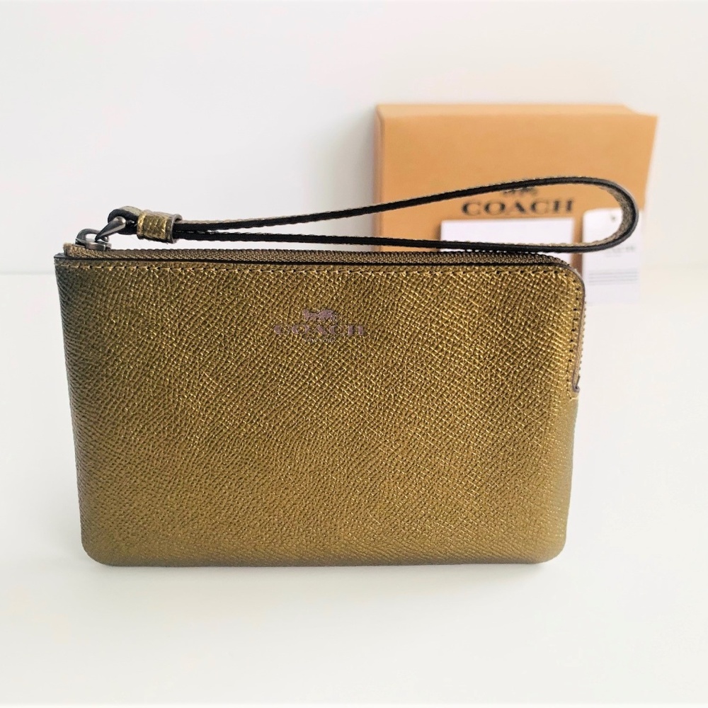 NWT Coach Corner Zip Wristlet Metallic Leather